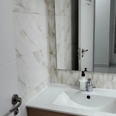 בית הארחה La Marina אליקאנטה